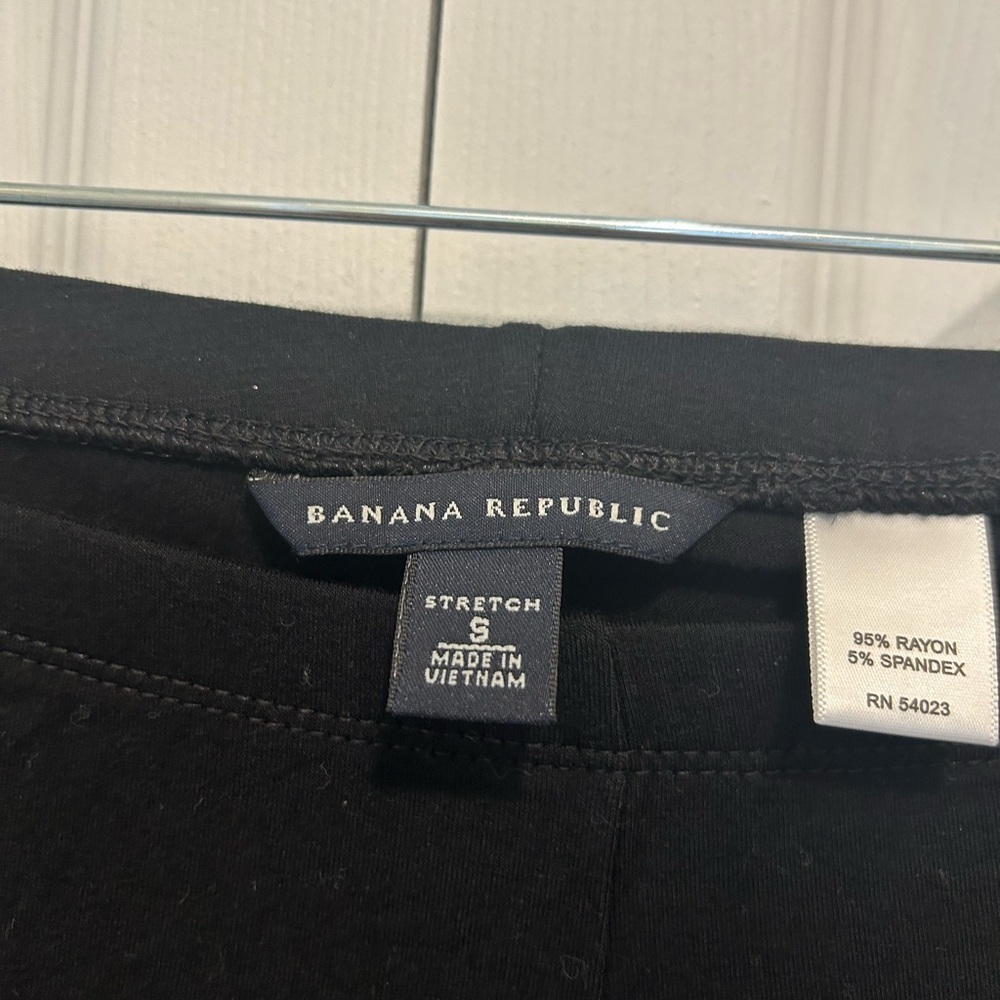 Banana Republic Black Stretch leggings Size Small women.perfect for workout. - Picture 5 of 7